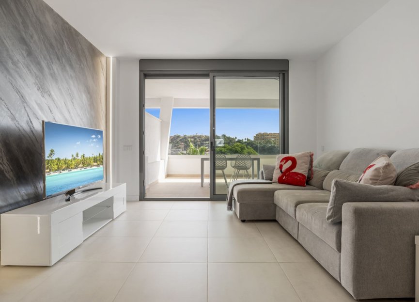 Resale - Apartment - Penthouse - Estepona - Selwo