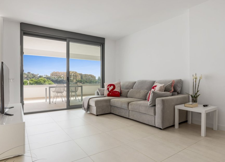 Resale - Apartment - Penthouse - Estepona - Selwo