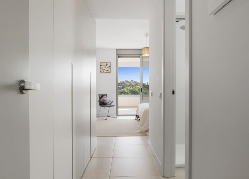 Resale - Apartment - Penthouse - Estepona - Selwo