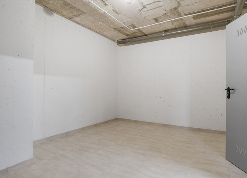 Resale - Apartment - Penthouse - Estepona - Selwo