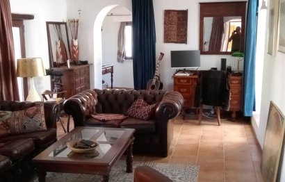 Resale - House - Finca - Cortijo - Casares - Casares Centro