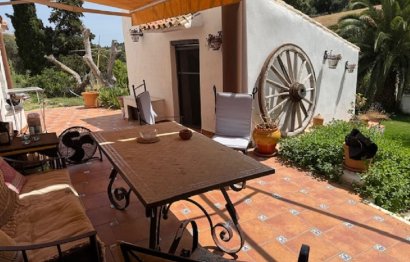 Resale - House - Finca - Cortijo - Casares - Casares Centro