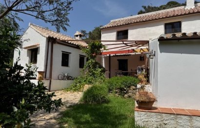 Resale - House - Finca - Cortijo - Casares - Casares Centro