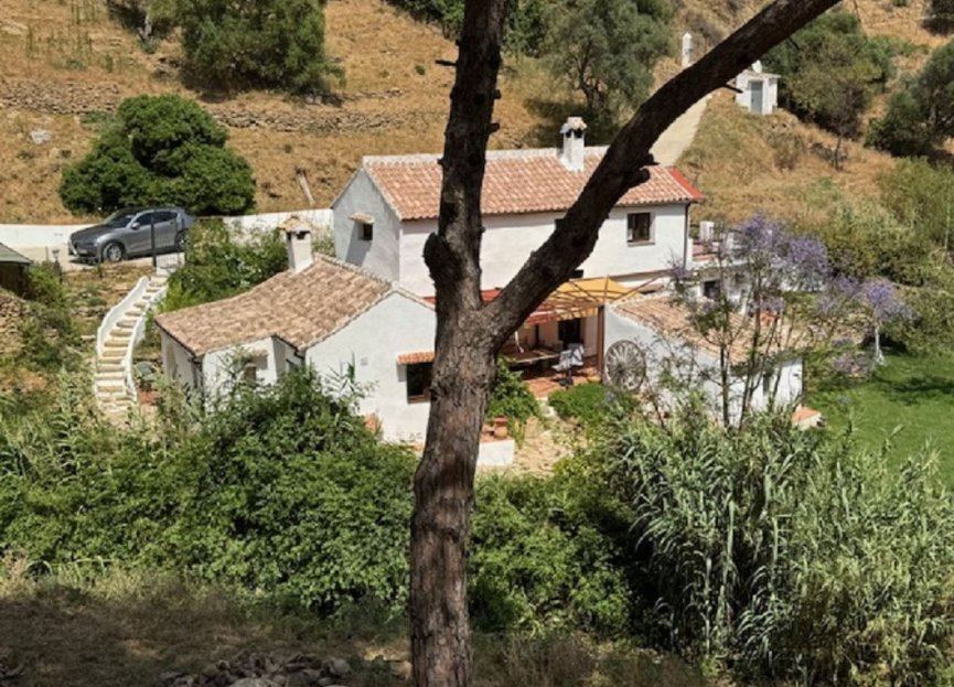 Resale - House - Finca - Cortijo - Casares - Casares Centro
