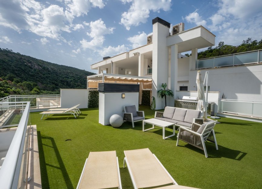 Resale - Apartment - Penthouse - Benahavís - Benahavís Centro