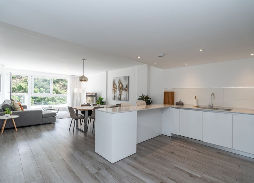 Resale - Apartment - Penthouse - Benahavís - Benahavís Centro