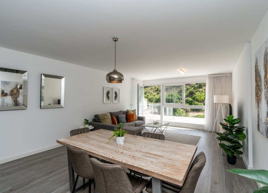 Resale - Apartment - Penthouse - Benahavís - Benahavís Centro