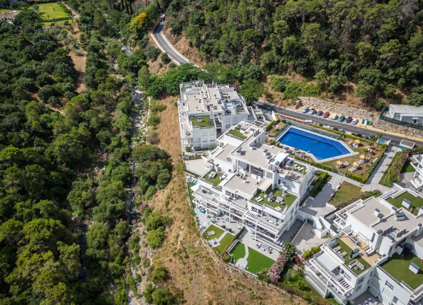 Resale - Apartment - Penthouse - Benahavís - Benahavís Centro