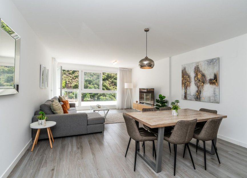 Resale - Apartment - Penthouse - Benahavís - Benahavís Centro