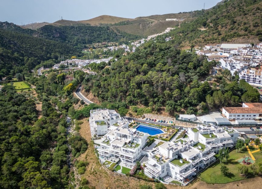 Resale - Apartment - Penthouse - Benahavís - Benahavís Centro