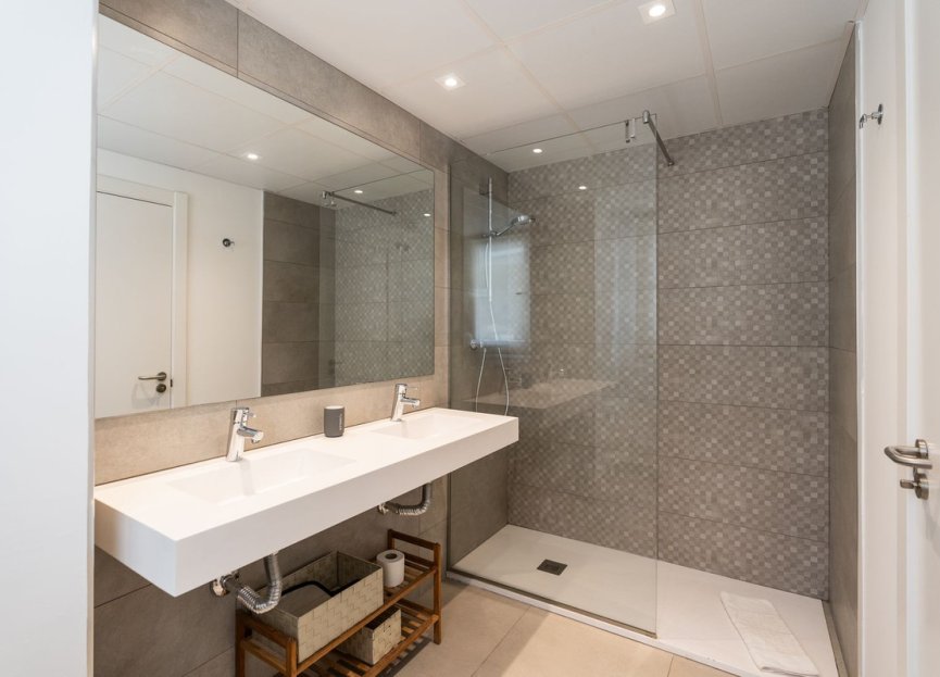 Resale - Apartment - Penthouse - Benahavís - Benahavís Centro