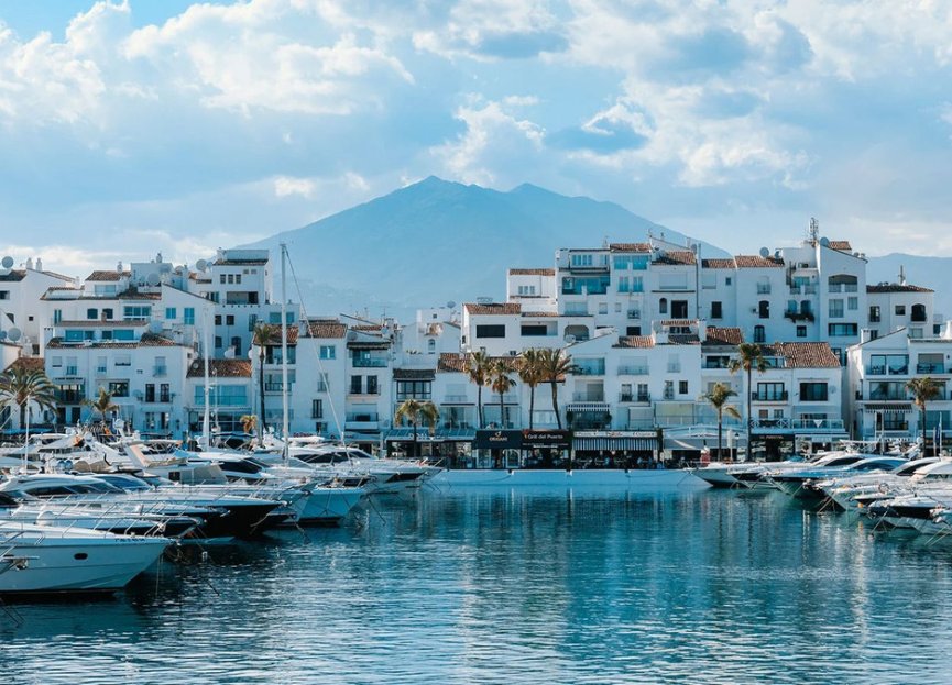 Resale - Apartment - Penthouse - Marbella - Puerto Banús