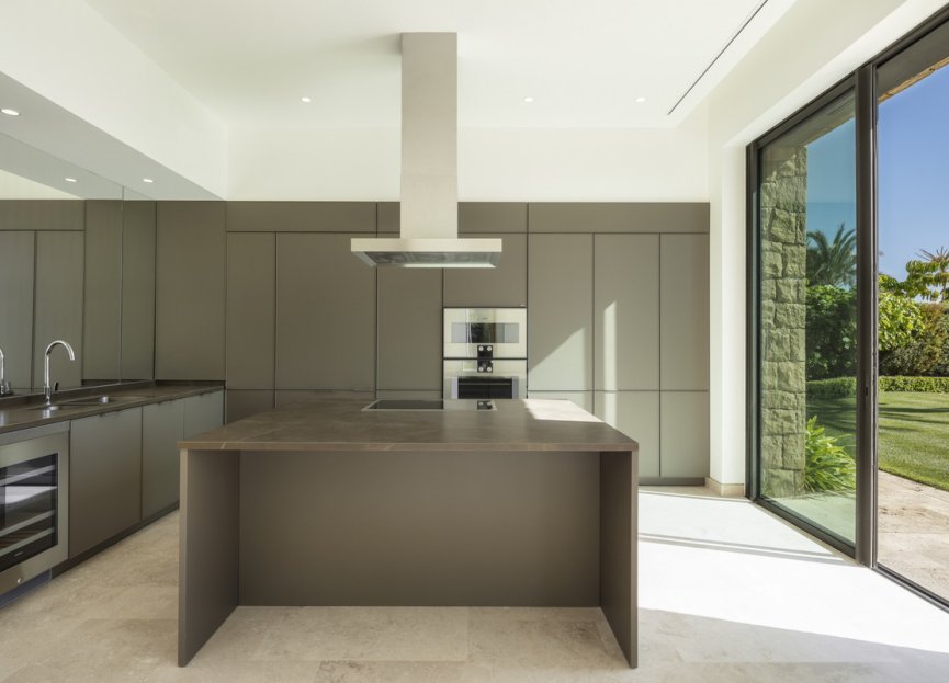 Resale - House - Detached Villa - Casares - Casares Centro