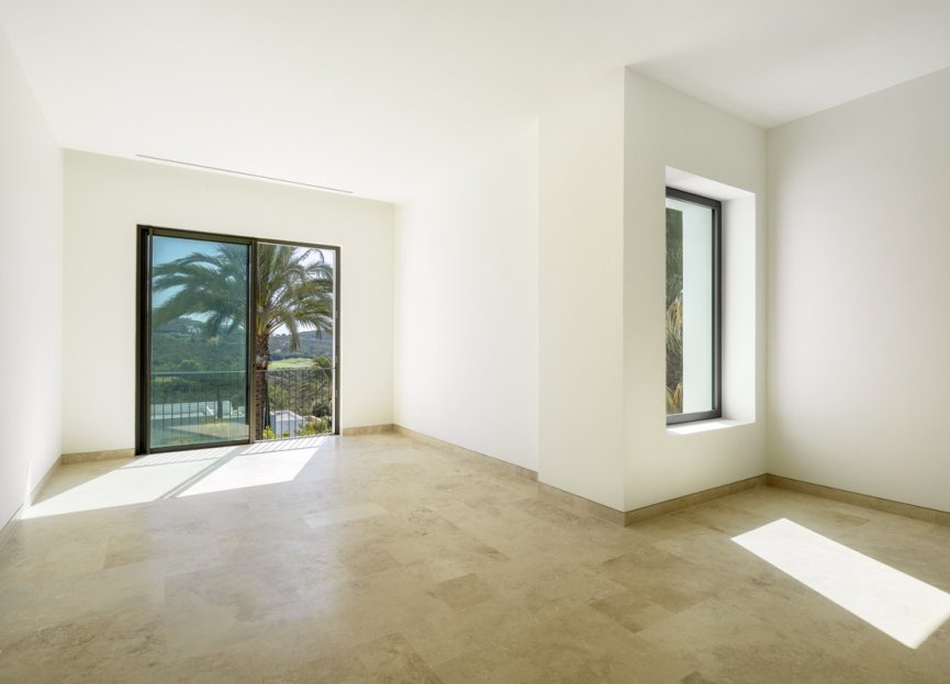 Resale - House - Detached Villa - Casares - Casares Centro