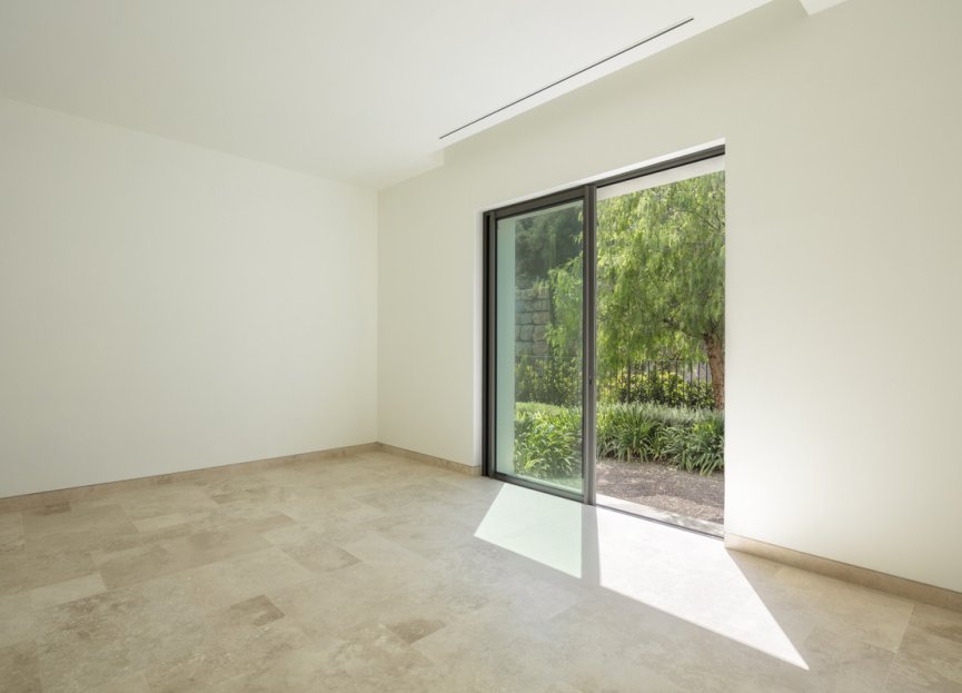 Resale - House - Detached Villa - Casares - Casares Centro