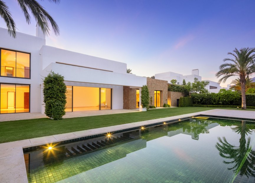 Resale - House - Detached Villa - Casares - Casares Centro