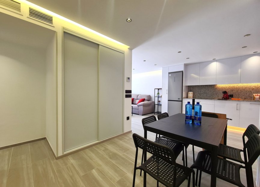 Resale - Apartment - Top Floor Apartment - Estepona - Estepona Centro