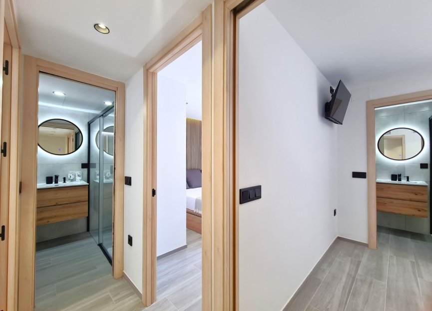 Resale - Apartment - Top Floor Apartment - Estepona - Estepona Centro