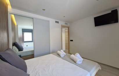 Resale - Apartment - Top Floor Apartment - Estepona - Estepona Centro