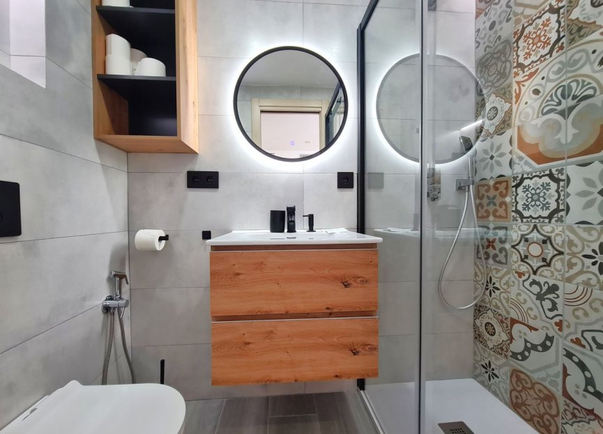 Resale - Apartment - Top Floor Apartment - Estepona - Estepona Centro