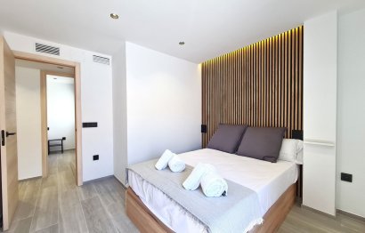 Resale - Apartment - Top Floor Apartment - Estepona - Estepona Centro