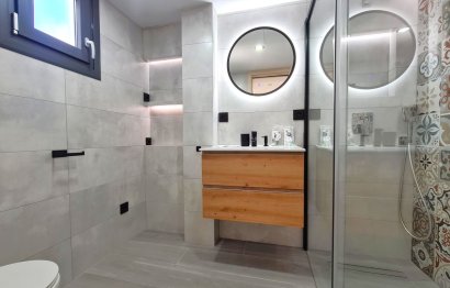 Resale - Apartment - Top Floor Apartment - Estepona - Estepona Centro