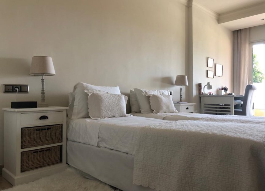 Resale - Ground floor apartment - Marbella - The Golden Mile