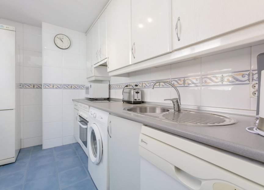 Resale - Apartment - Top Floor Apartment - Marbella - Nueva Andalucia