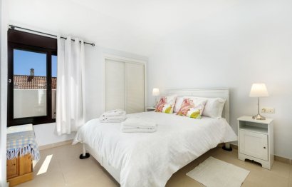 Resale - Apartment - Top Floor Apartment - Marbella - Nueva Andalucia