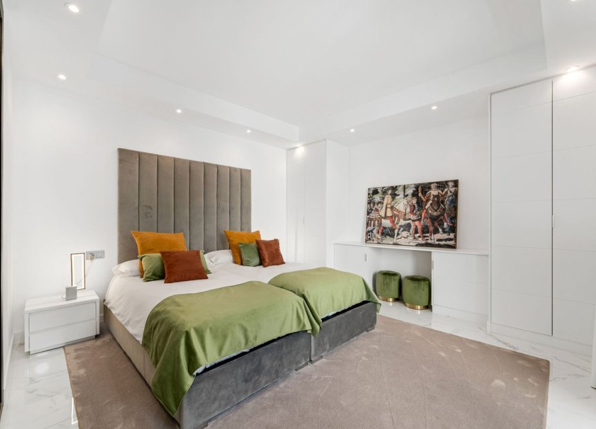 Reventa - Apartment - Penthouse - Marbella - Puerto Banús