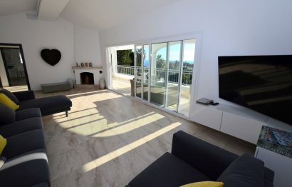 Reventa - House - Detached Villa - Benalmádena - Benalmadena Centro