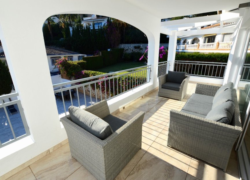 Reventa - House - Detached Villa - Benalmádena - Benalmadena Centro