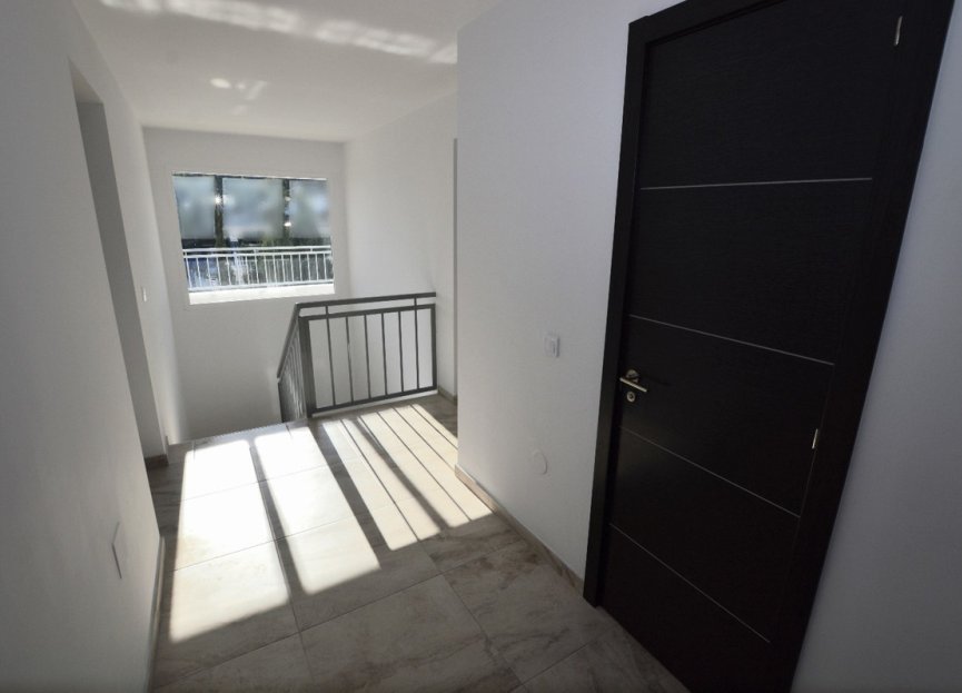 Reventa - House - Detached Villa - Benalmádena - Benalmadena Centro