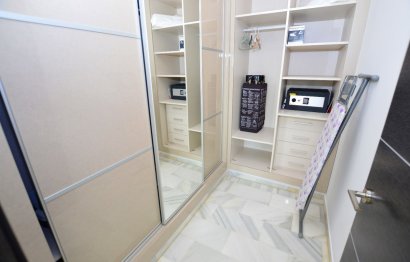 Reventa - House - Detached Villa - Benalmádena - Benalmadena Centro