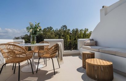 Resale - Apartment - Middle Floor Apartment - Benahavís - Benahavís Centro