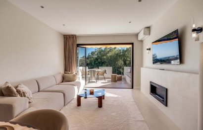 Resale - Apartment - Middle Floor Apartment - Benahavís - Benahavís Centro