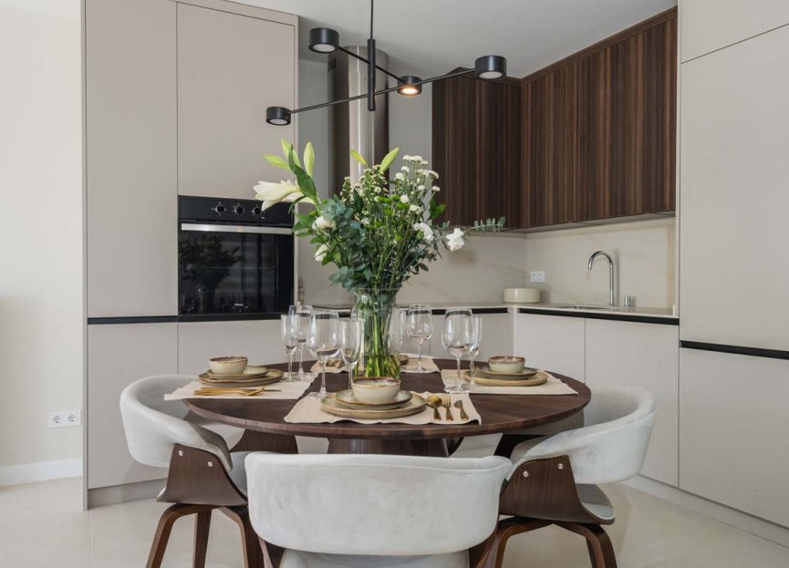 Resale - Apartment - Middle Floor Apartment - Benahavís - Benahavís Centro