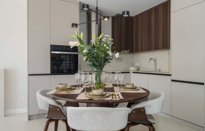 Resale - Apartment - Middle Floor Apartment - Benahavís - Benahavís Centro