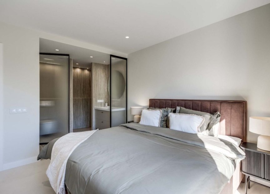 Resale - Apartment - Middle Floor Apartment - Benahavís - Benahavís Centro