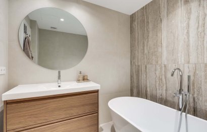 Resale - Apartment - Middle Floor Apartment - Benahavís - Benahavís Centro