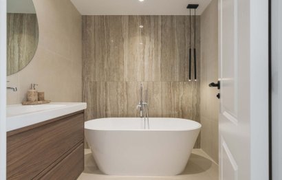 Resale - Apartment - Middle Floor Apartment - Benahavís - Benahavís Centro