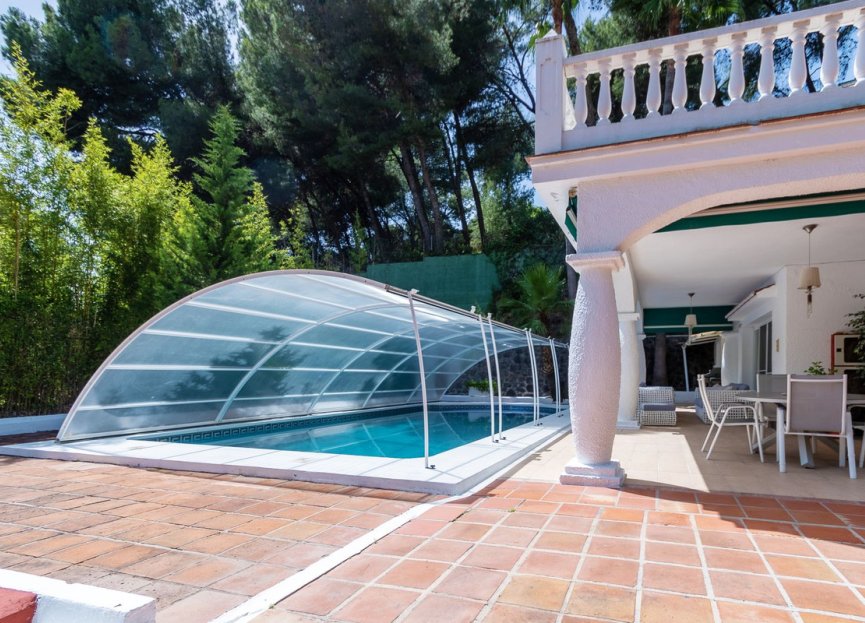 Resale - House - Detached Villa - Marbella - Marbella Centro