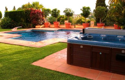 Resale - House - Detached Villa - Marbella - Elviria