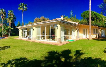 Resale - House - Detached Villa - Marbella - Elviria