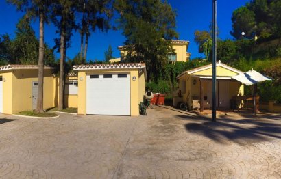 Resale - House - Detached Villa - Marbella - Elviria