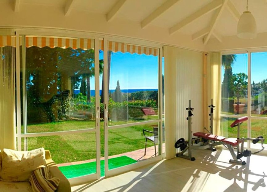 Resale - House - Detached Villa - Marbella - Elviria