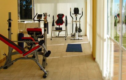 Resale - House - Detached Villa - Marbella - Elviria