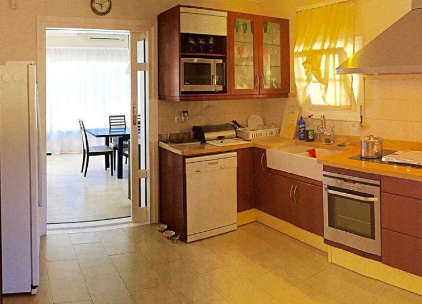 Resale - House - Detached Villa - Marbella - Elviria