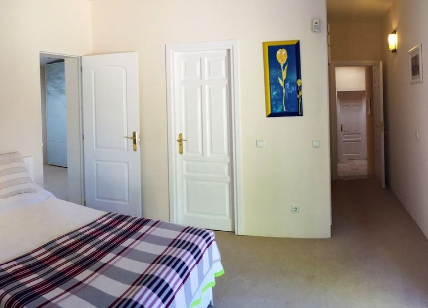 Resale - House - Detached Villa - Marbella - Elviria