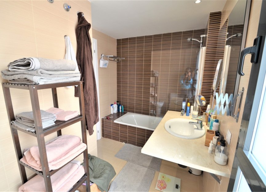 Resale - Apartment - Penthouse - Casares - Casares Playa